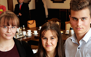 Bohaterska postawa trojga uczniów z Olsztyna. „Wykonali swoje zadanie na piątkę z plusem” Bohaterska postawa trojga uczniów z Olsztyna. „Wykonali swoje zadanie na piątkę z plusem”